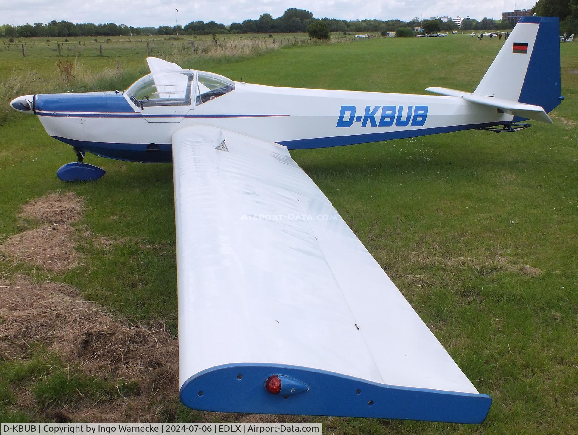 D-KBUB, 1989 Scheibe SF-25C Falke 2000 C/N 44462, Scheibe SF-25C Falke 2000 with tricycle landing gear at Wesel-Römerwardt airfield