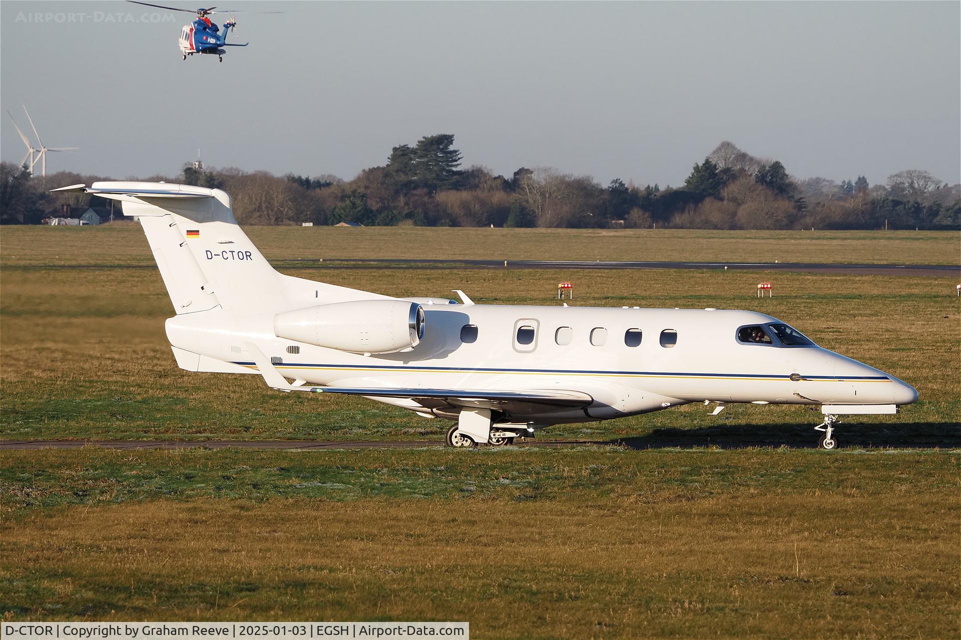 D-CTOR, Embraer EMB-505 Phenom 300 C/N 50500481, Departing from Norwich.
