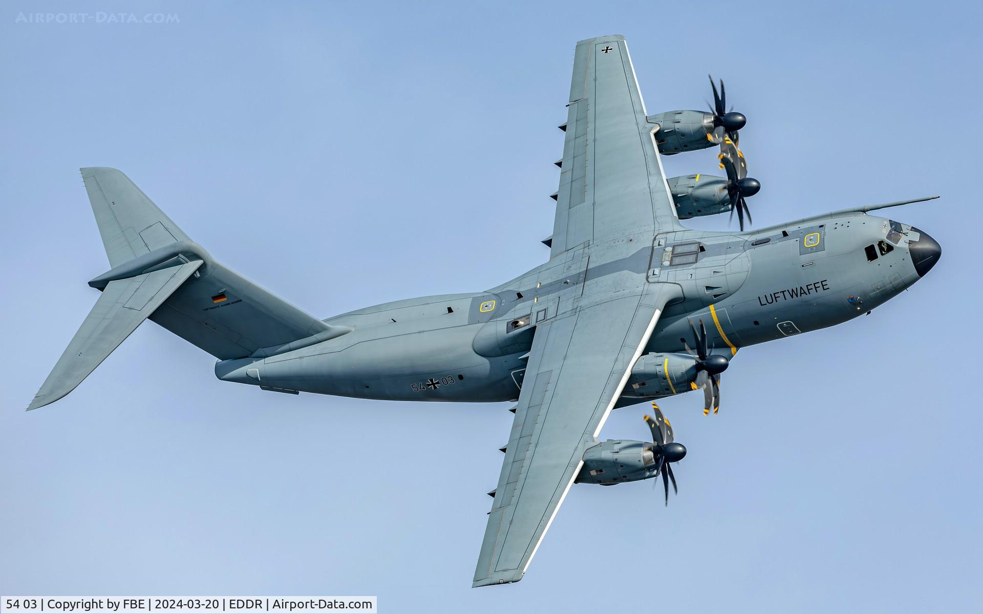 54 03, 2015 Airbus A400M Atlas C/N 030, midfield crossing prior landing at Flughafen Saarbrücken