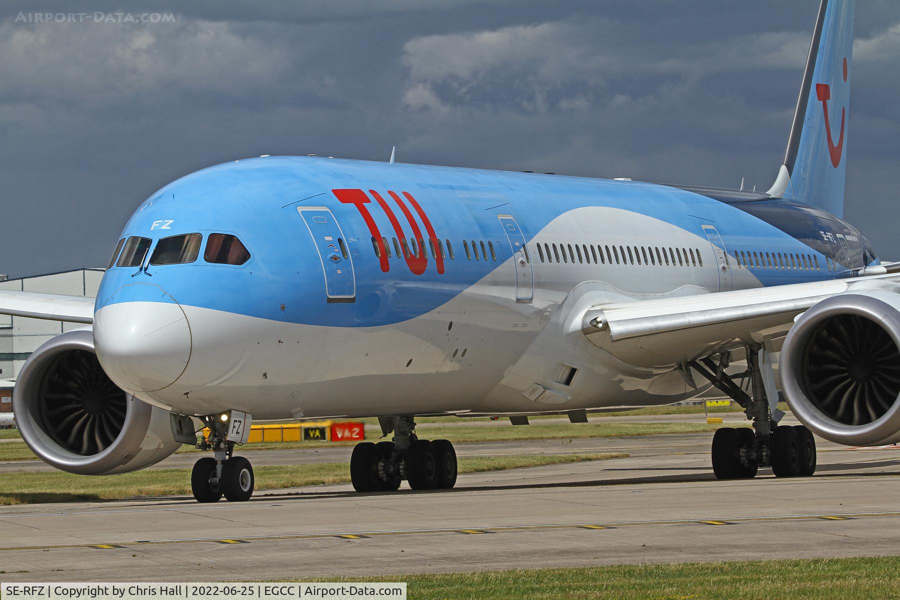 SE-RFZ, 2017 Boeing 787-9 Dreamliner C/N 44579, Manchester