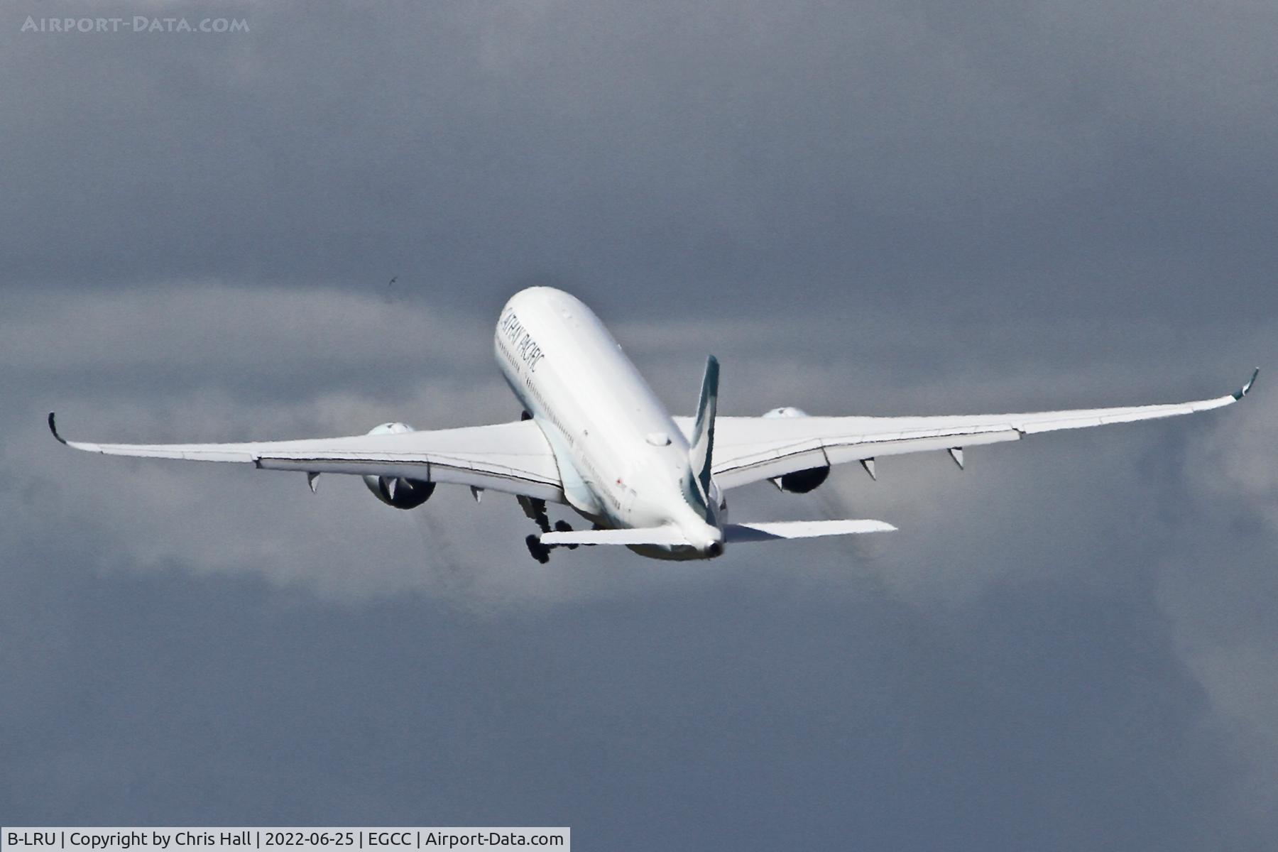 B-LRU, 2017 Airbus A350-941 C/N 148, Manchester