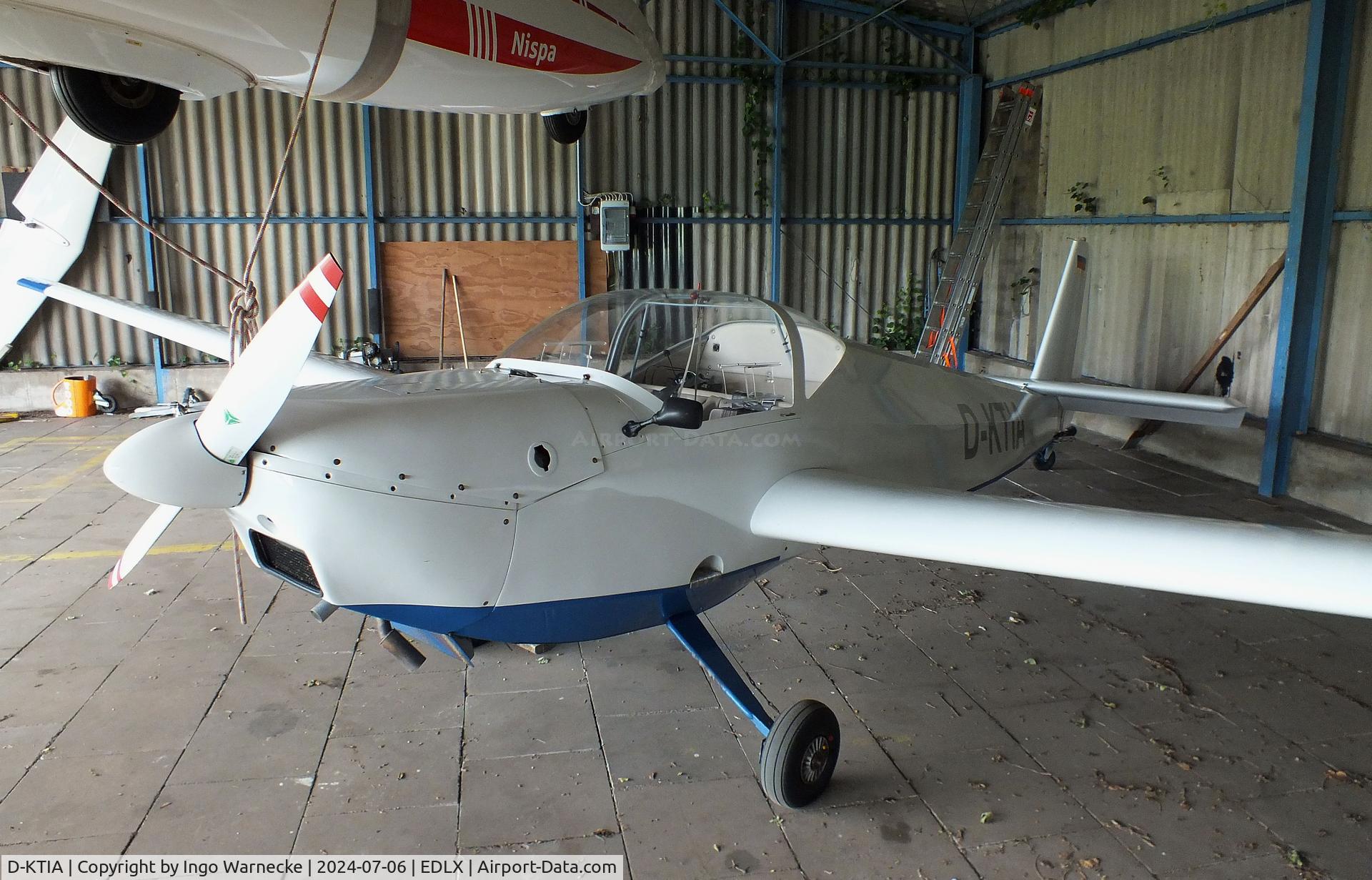 D-KTIA, 1994 Scheibe SF-25C Falke C/N 44560, Scheibe SF-25C Falke at Wesel-Römerwardt airfield