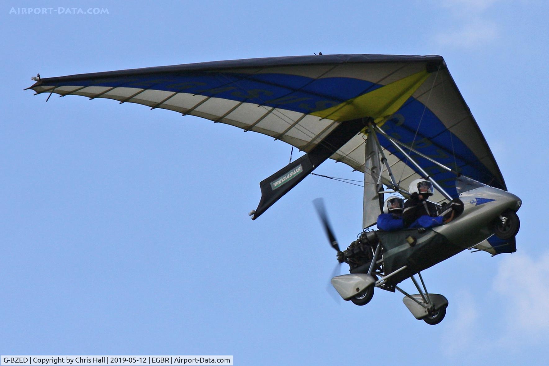 G-BZED, 2000 Pegasus Quantum 15-912 C/N 7600, Breighton