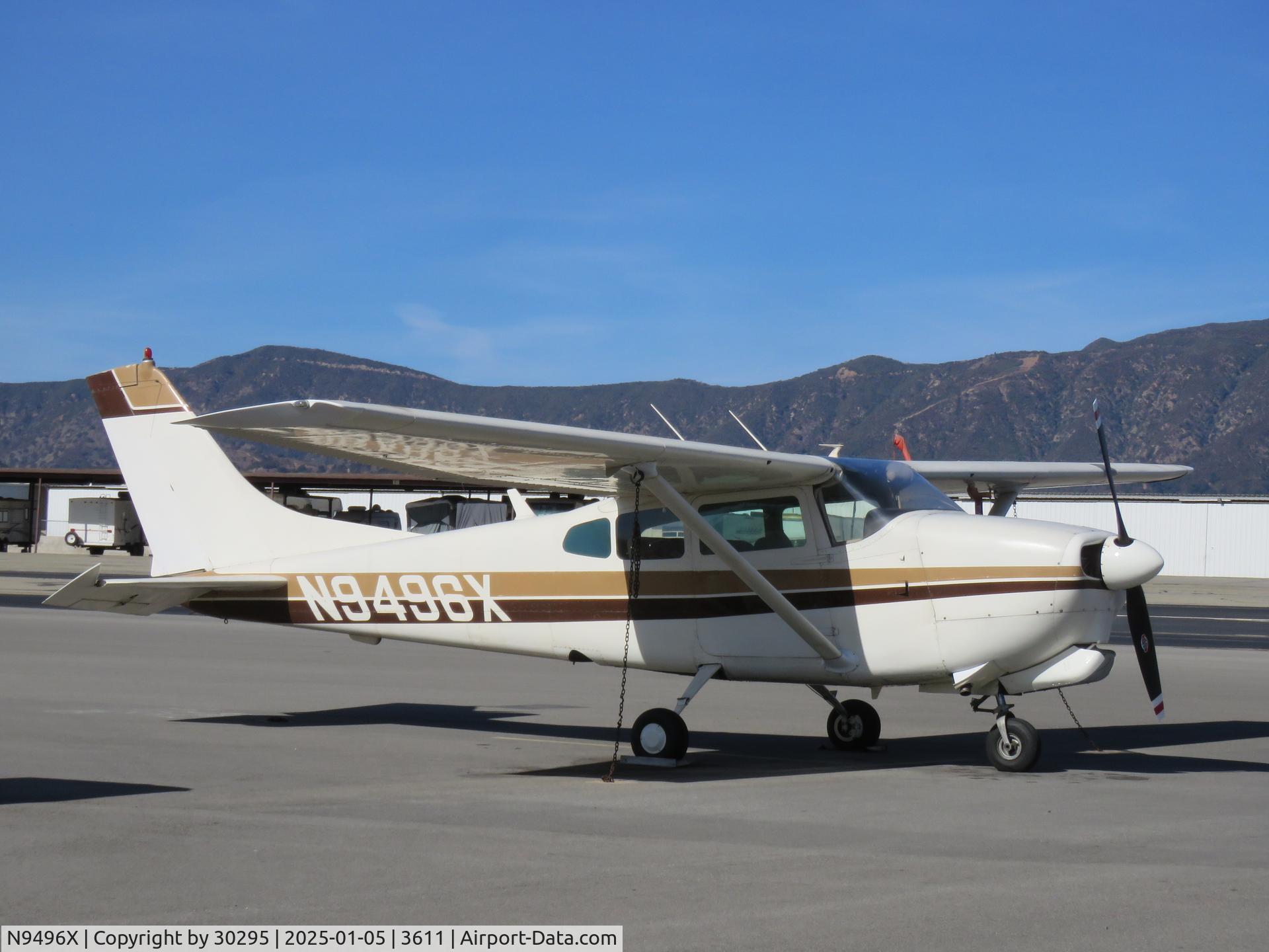 N9496X, 1961 Cessna 210A C/N 21057796, Parked