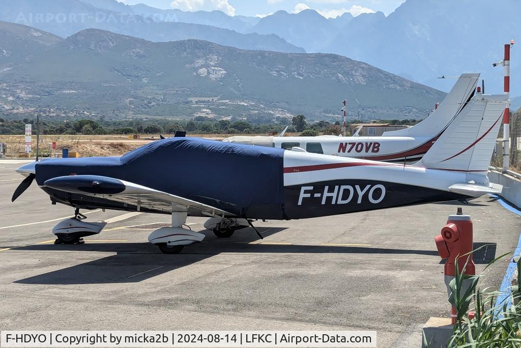 F-HDYO, 1966 Piper PA-32-260 Cherokee Six Cherokee Six C/N 32-415, Parked