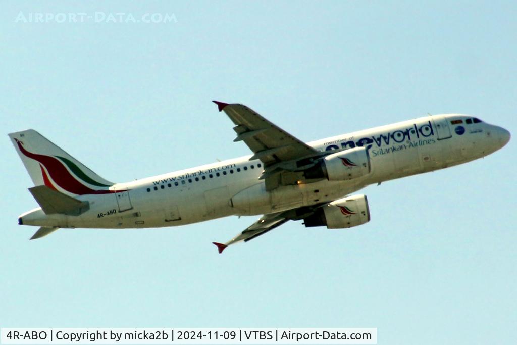 4R-ABO, 2011 Airbus A320-214 C/N 4915, Take off