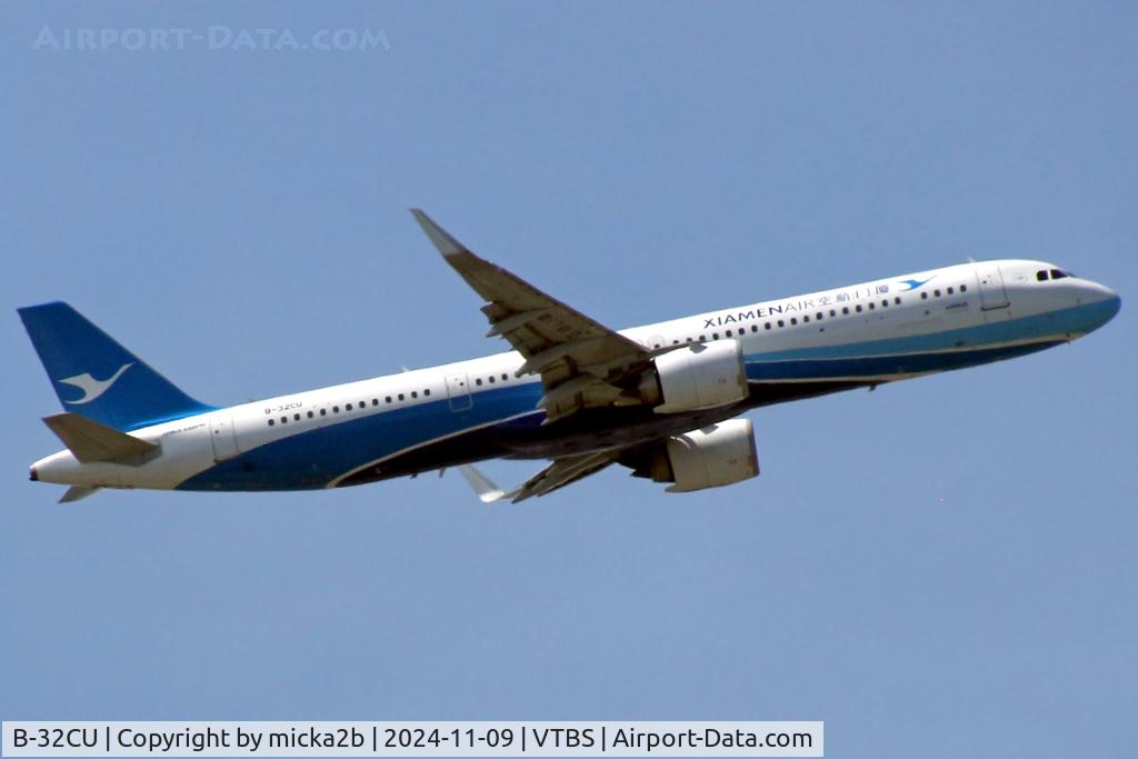 B-32CU, 2022 Airbus A321-251NX C/N 11190, Take off