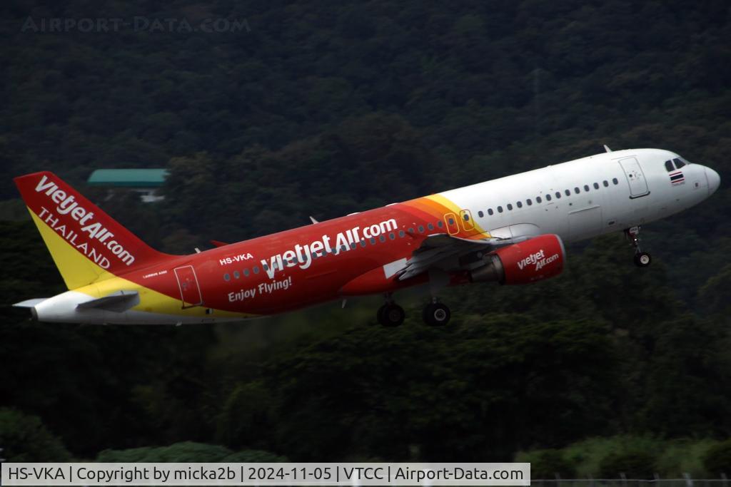 HS-VKA, 2006 Airbus A320-214 C/N 2745, Take off