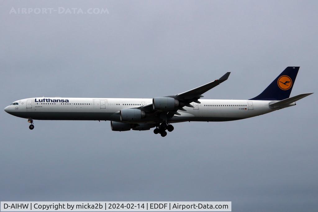 D-AIHW, 2008 Airbus A340-642X C/N 972, Landing