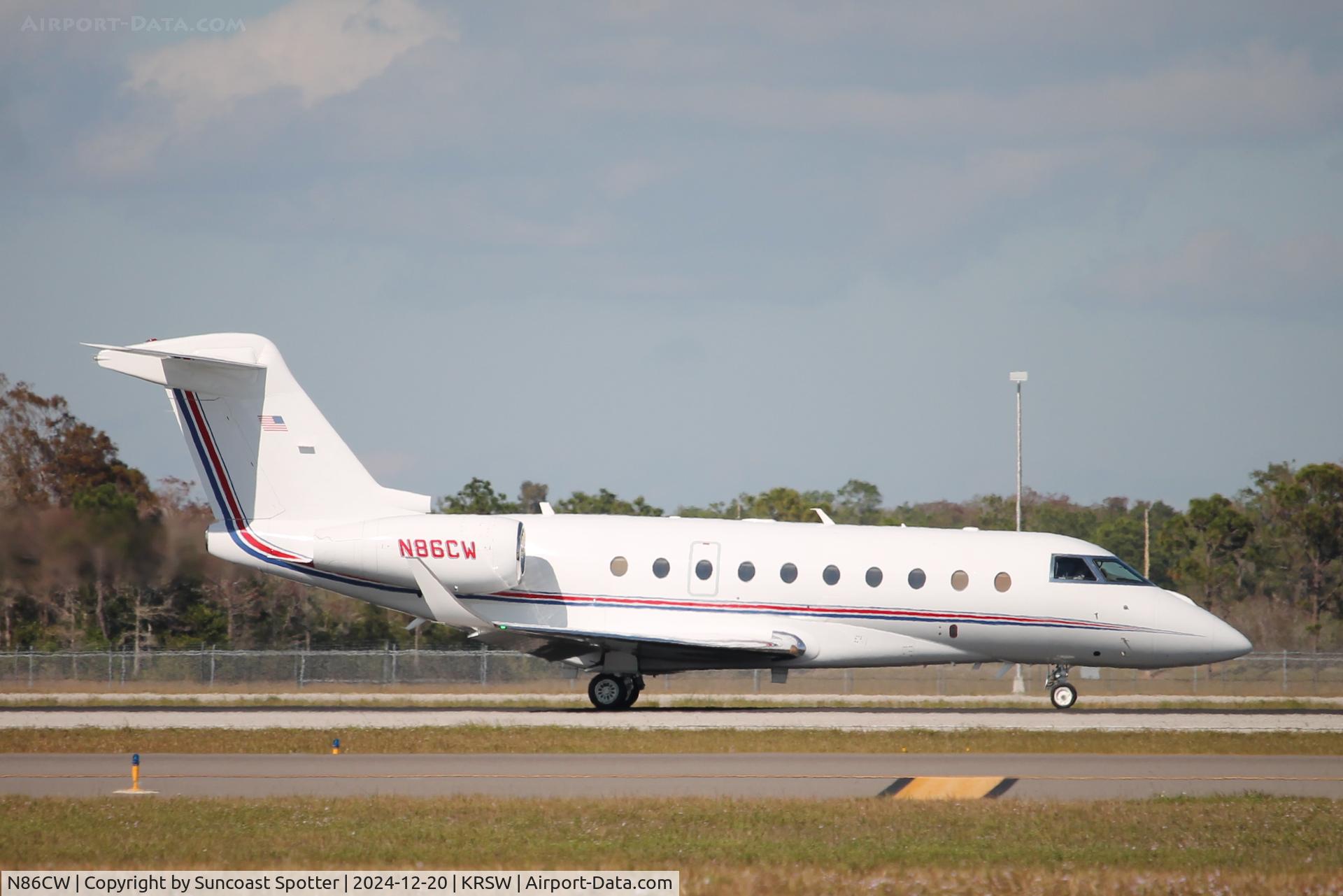 N86CW, 2003 Gulfstream Aerospace G200 C/N 081, Costco Gulfstream arrives on Runway 6 at Southwest Florida International Airport