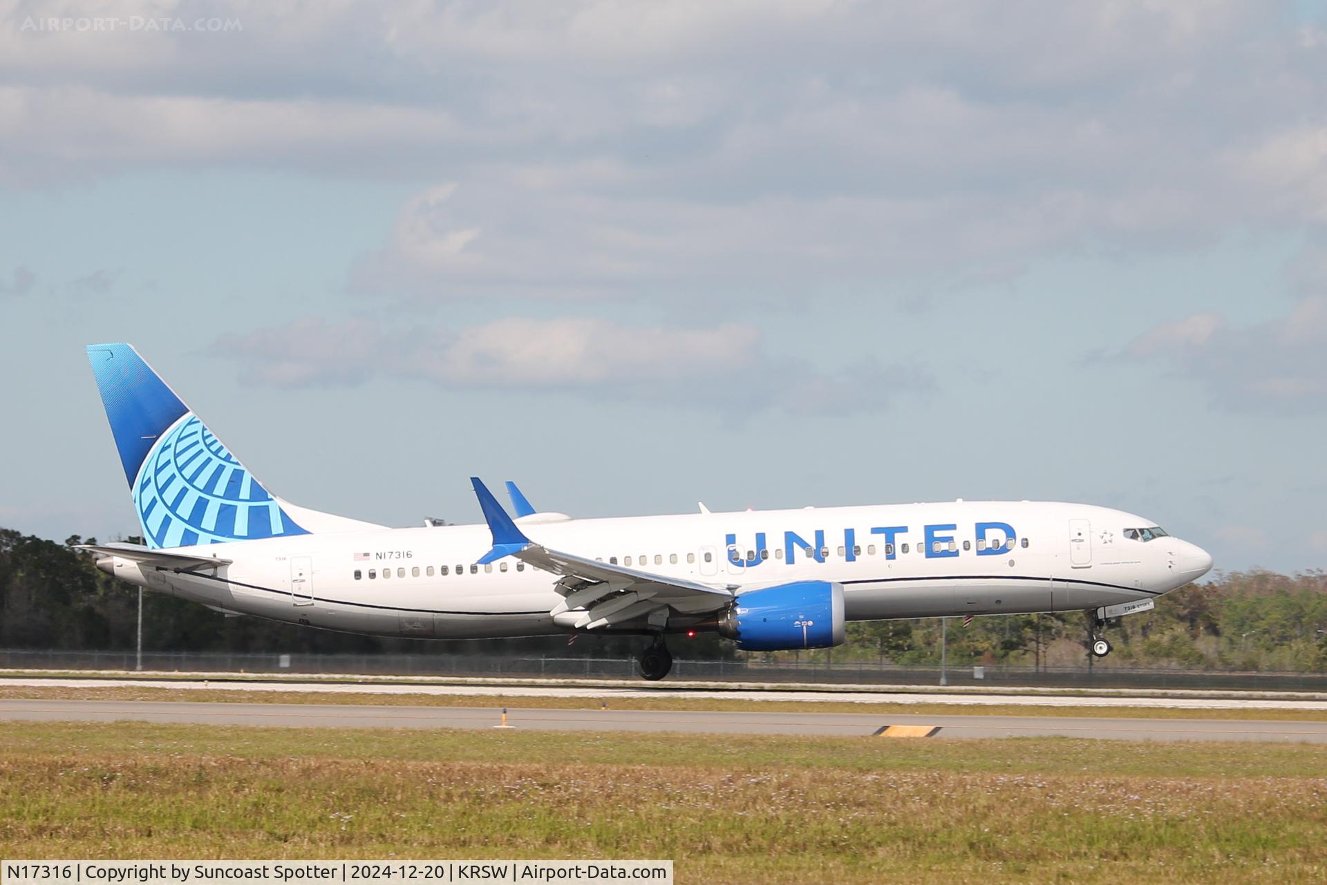 N17316, 2023 Boeing 737-8 MAX C/N 67596, United Flight 1688 arrives on Runway 6 at Southwest Florida International Airport following flight from Houston-Bush Intercontinental Airport