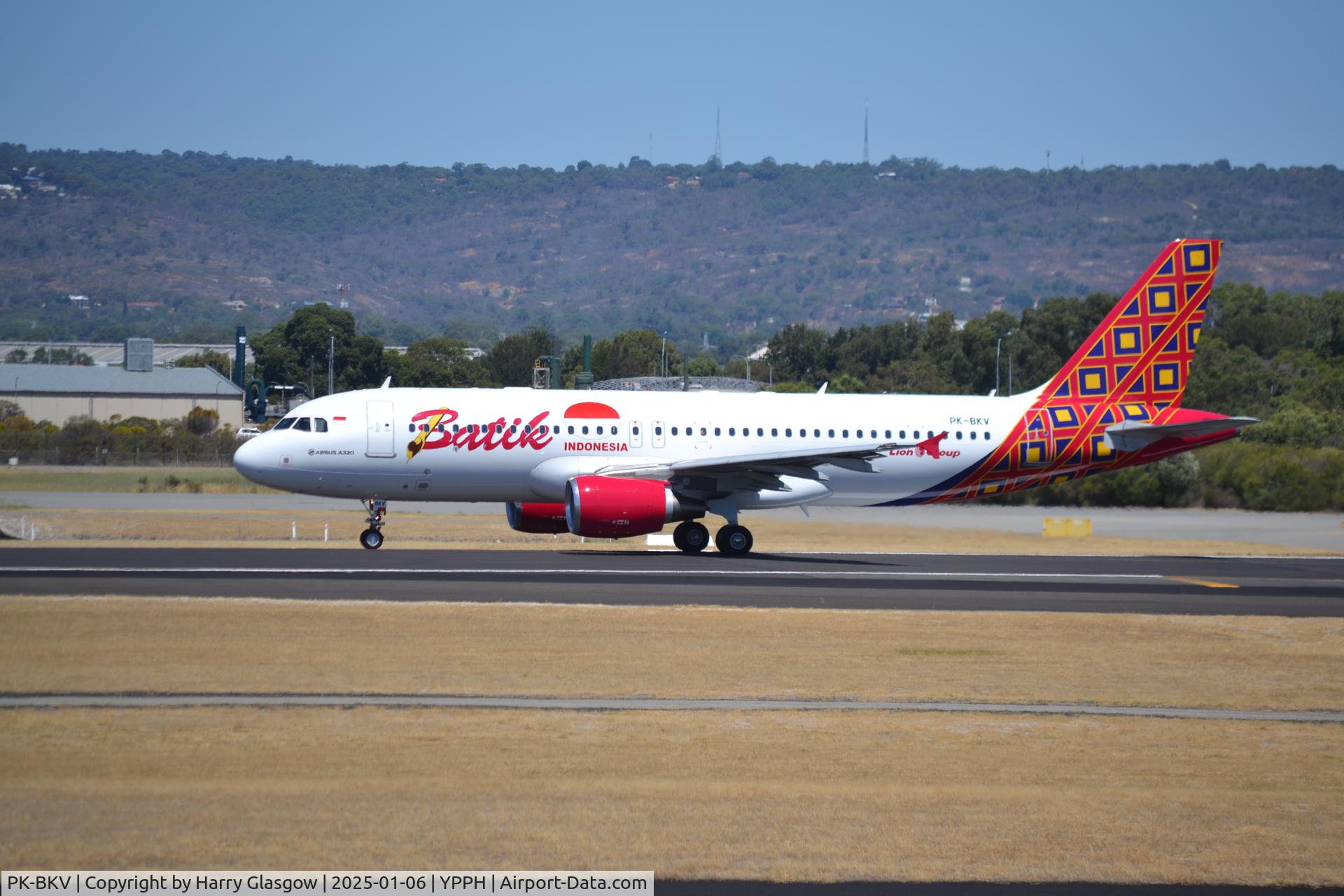 PK-BKV, 2011 Airbus Airbus A320-214 C/N 4823, Take off on 03