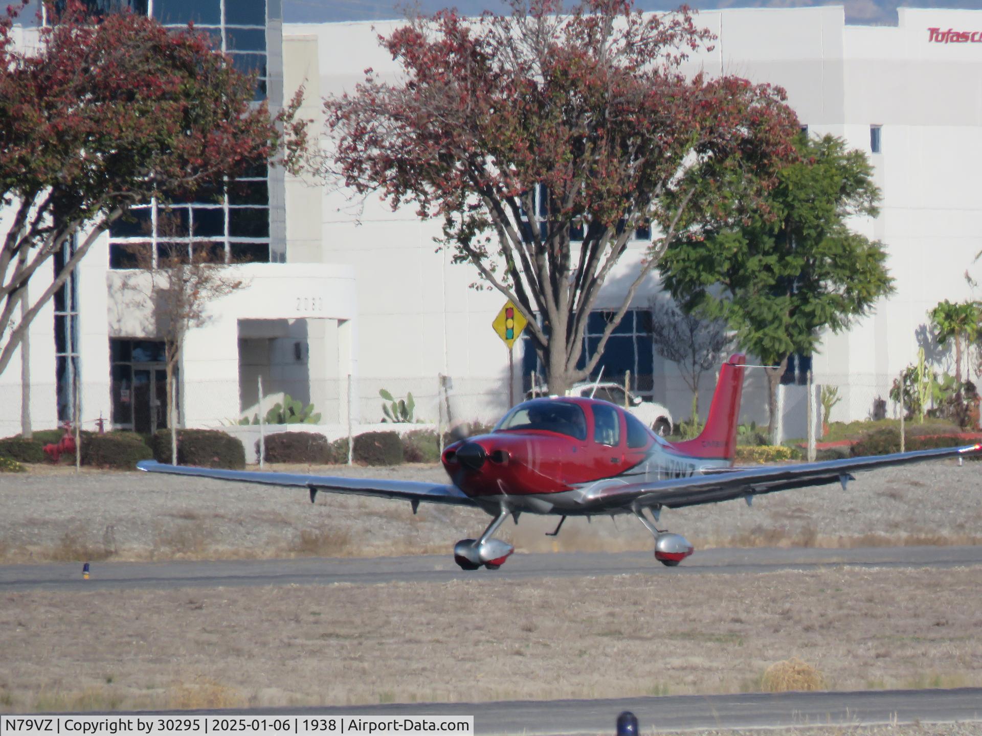 N79VZ, 2023 Cirrrus SR-20 C/N 9540, Take off
