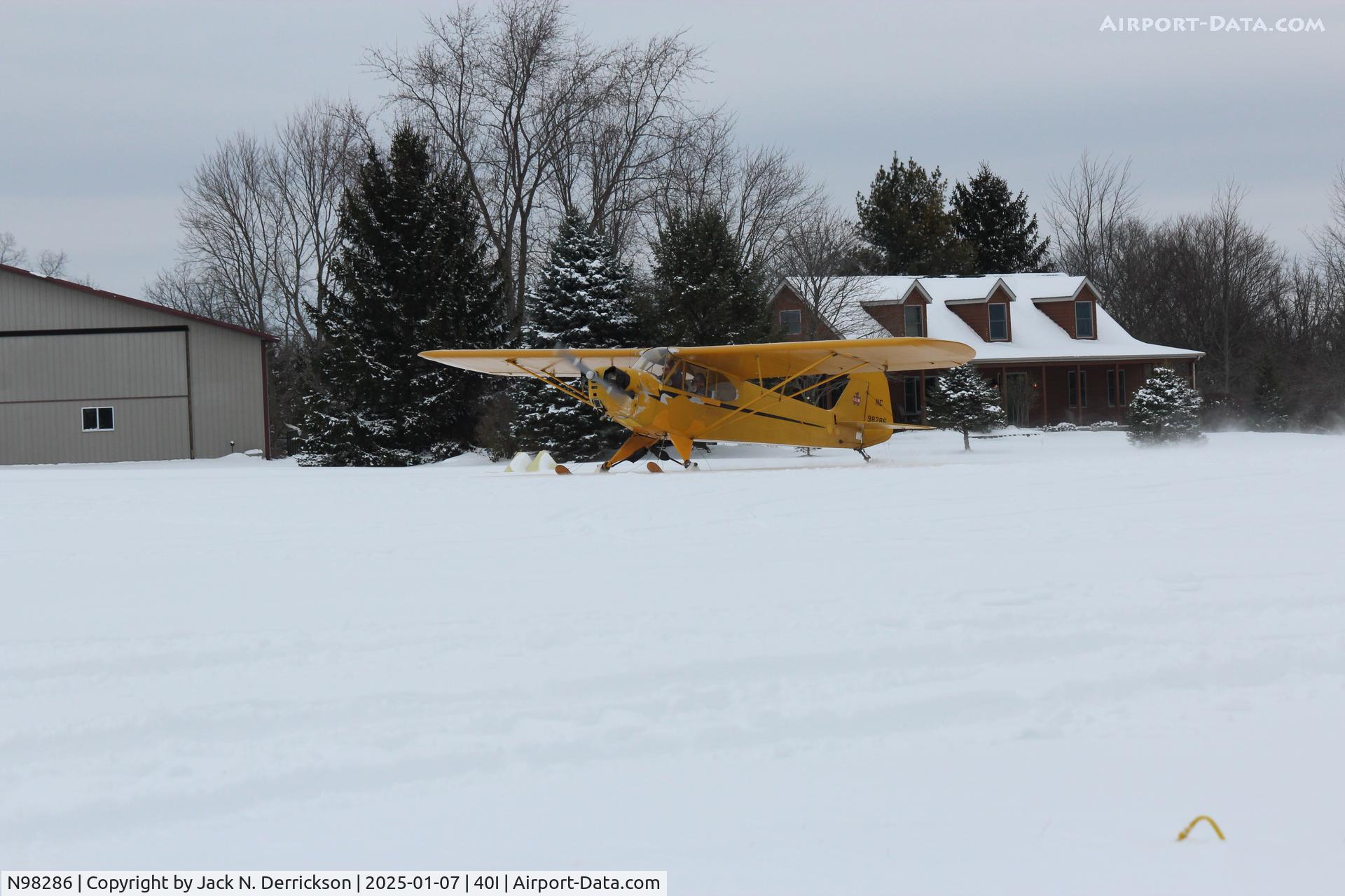 N98286, 1946 Piper J3C-65 Cub Cub C/N 18554, Cub on Skis