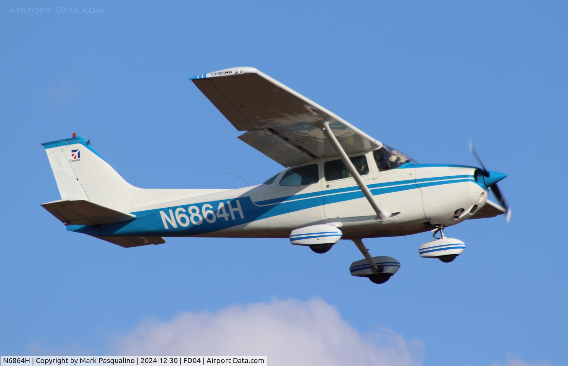 N6864H, 1975 Cessna 172M C/N 17265618, Cessna 172M