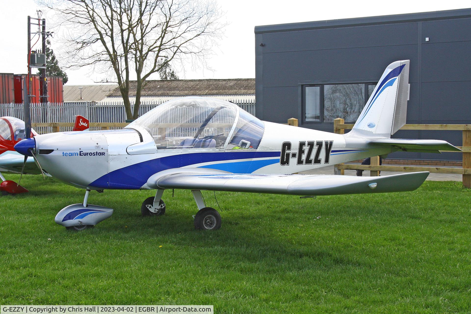 G-EZZY, 2007 Aerotechnik EV-97 Eurostar C/N PFA 315-14533, Breighton