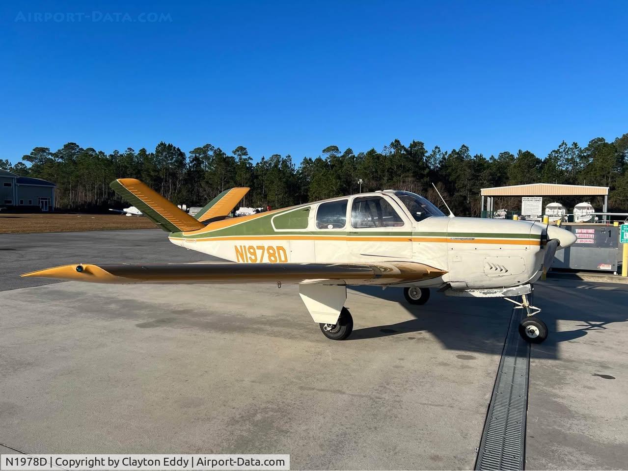 N1978D, 1952 Beech C35 Bonanza C/N D-3177, Not my pic