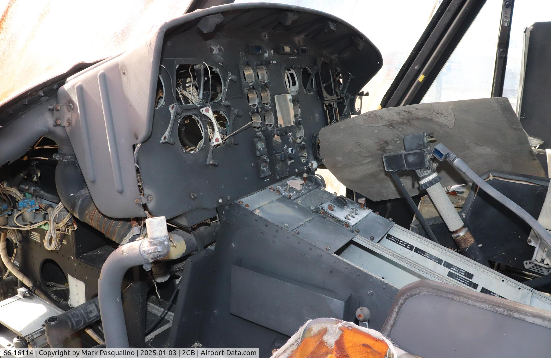 66-16114, 1966 Bell UH-1D Iroquois C/N 5808, Bell UH-1D