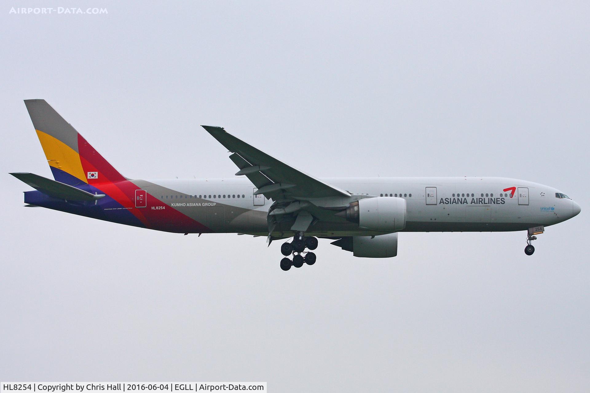 HL8254, 2012 Boeing 777-28E/ER C/N 40198, Heathrow