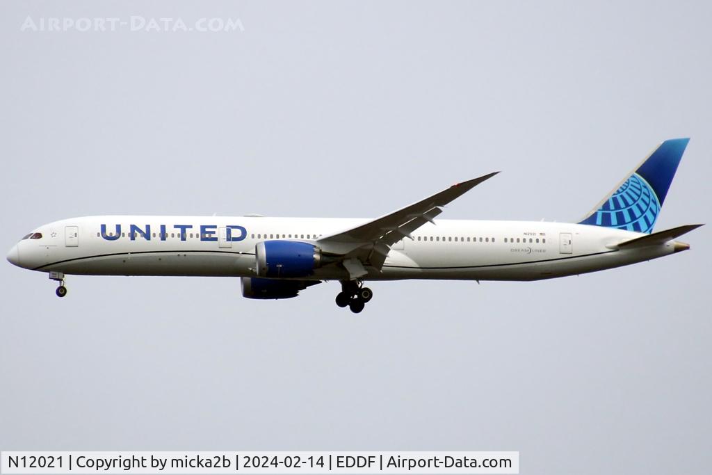 N12021, 2022 Boeing 787-10 Dreamliner Dreamliner C/N 66990, Landing