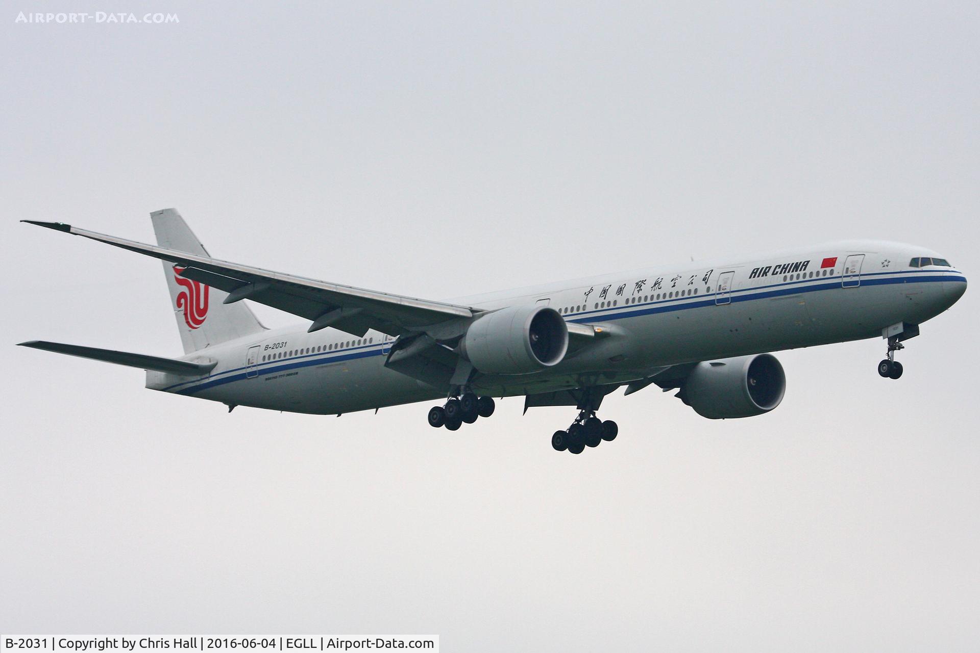 B-2031, 2012 Boeing 777-39L/ER C/N 38670, Heathrow