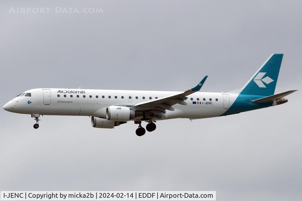 I-JENC, 2009 Embraer 190LR (ERJ-190-100LR) C/N 19000327, Landing