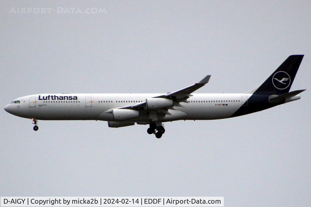 D-AIGY, 2000 Airbus A340-313 C/N 335, Landing