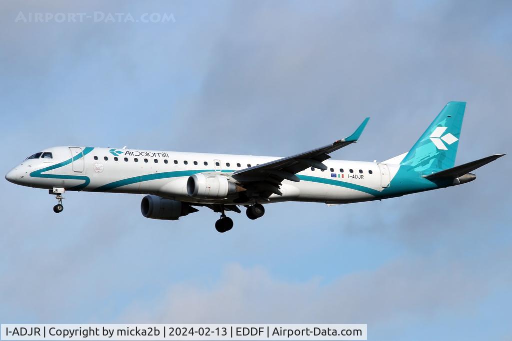 I-ADJR, 2012 Embraer 195LR (ERJ-190-200LR) C/N 19000595, Landing