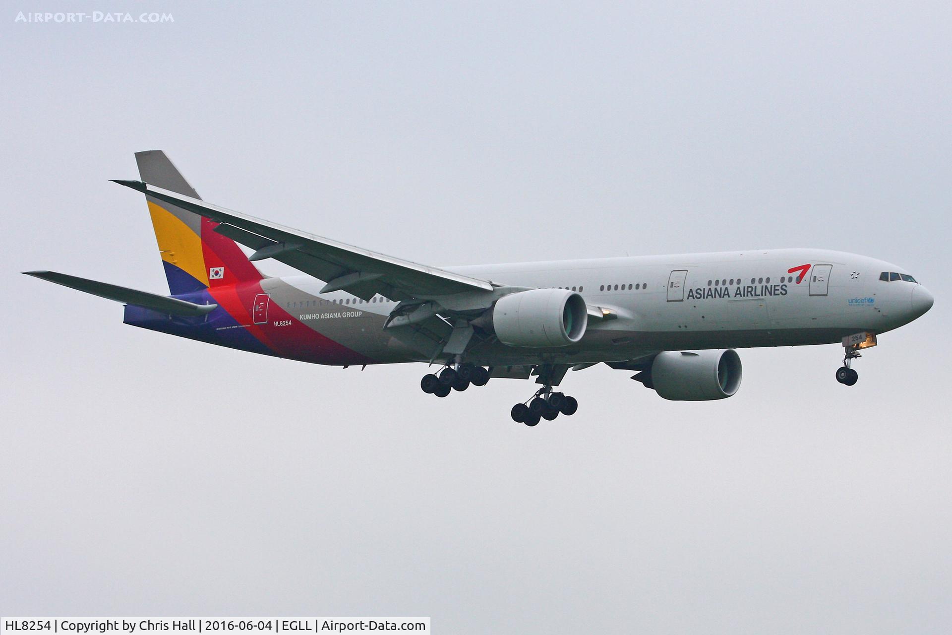 HL8254, 2012 Boeing 777-28E/ER C/N 40198, Heathrow