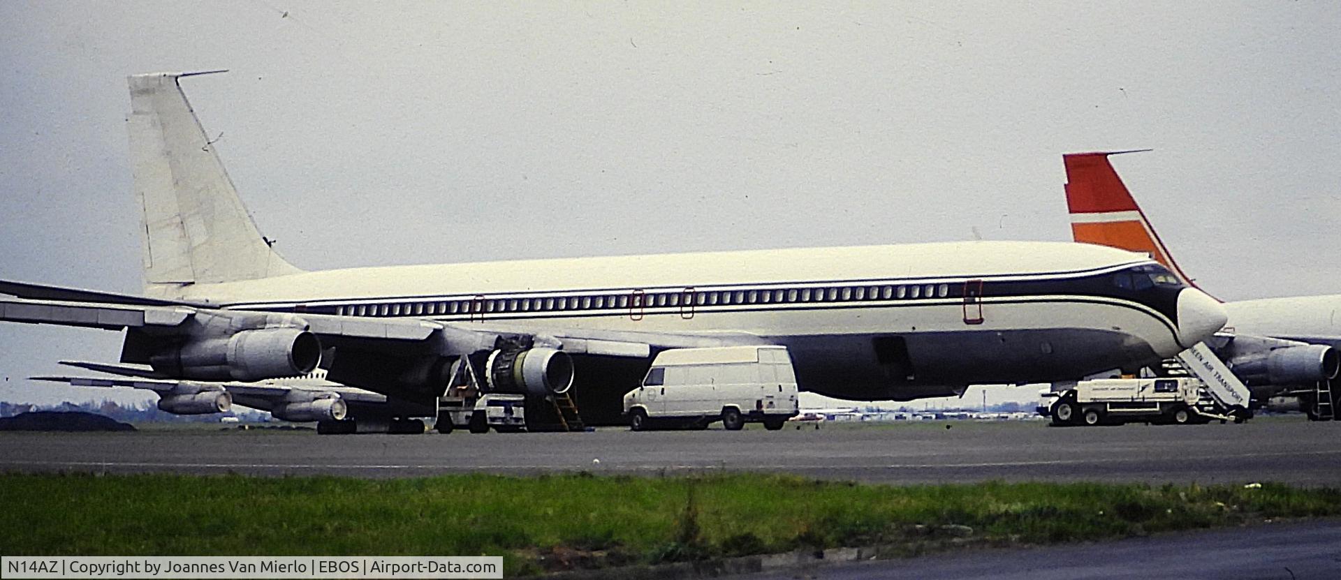 N14AZ, 1967 Boeing 707-336C C/N 19498, ex-slide