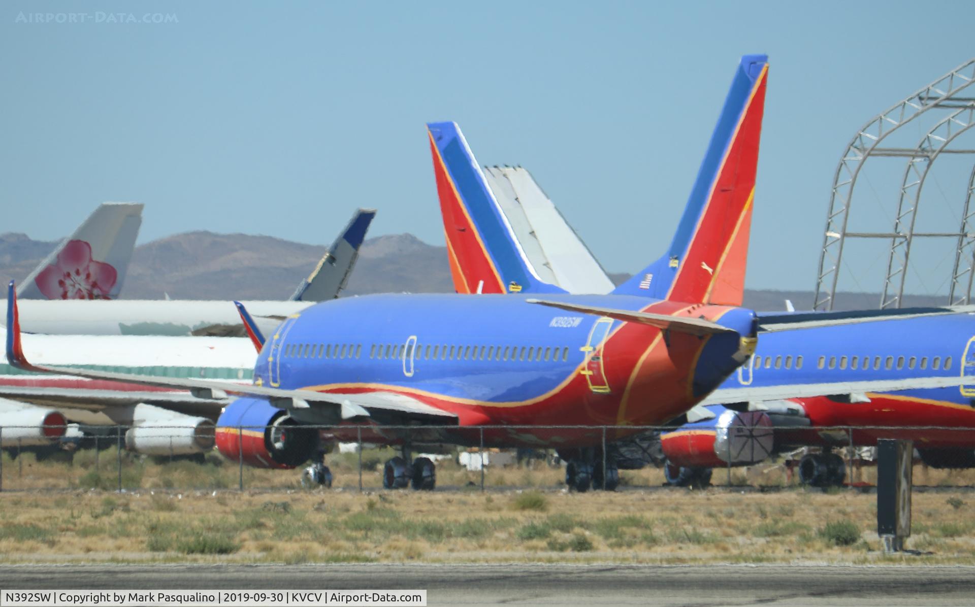 N392SW, 1994 Boeing 737-3H4 C/N 27379, Boeing 737-3H4