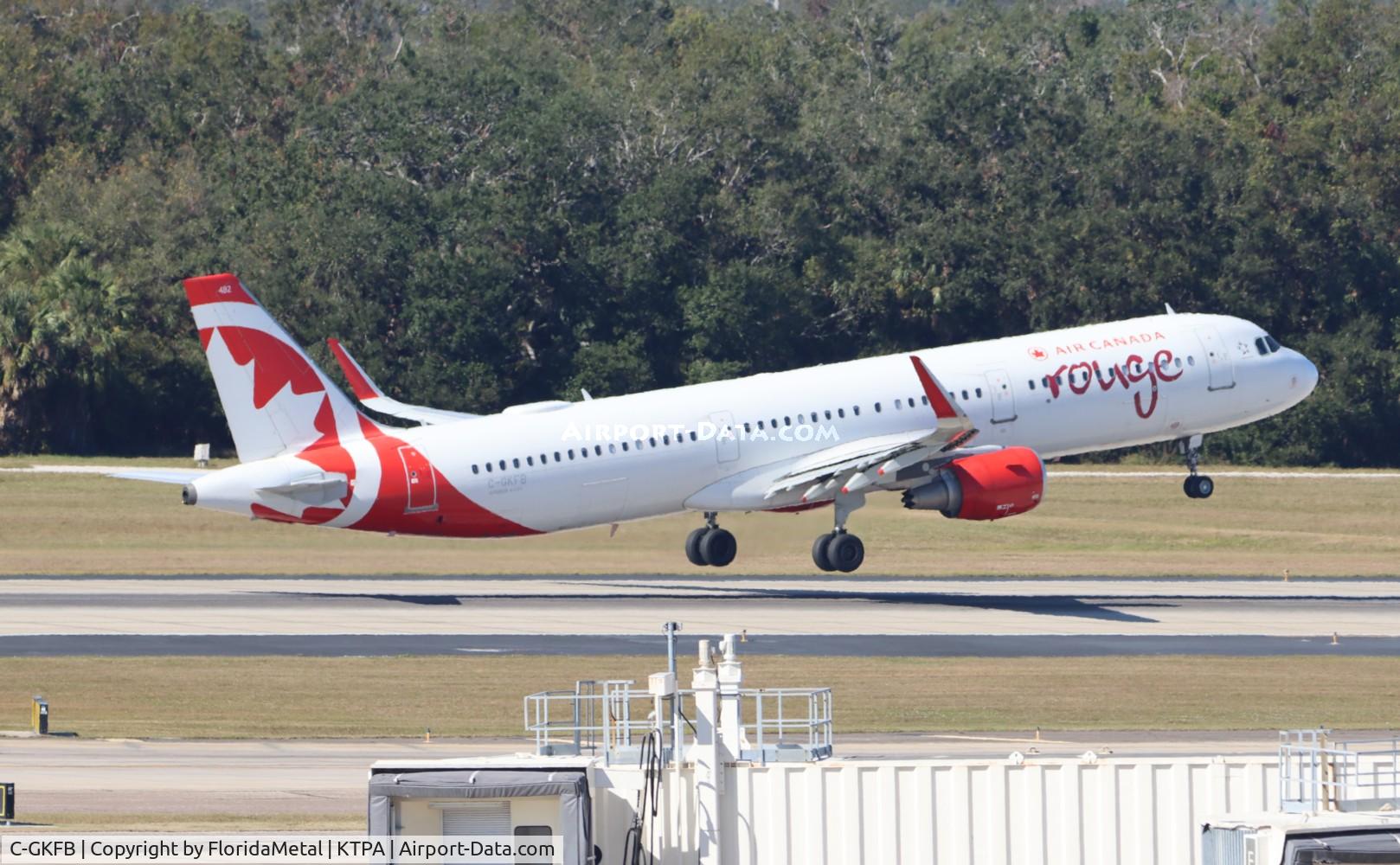C-GKFB, 2018 Airbus A321-211 C/N 8232, Rouge A321 zx tpa-cyyz