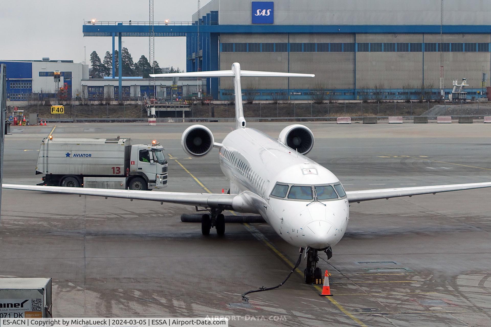 ES-ACN, 2009 Bombardier CRJ-900ER (CL-600-2D24) C/N 15237, At Arlanda