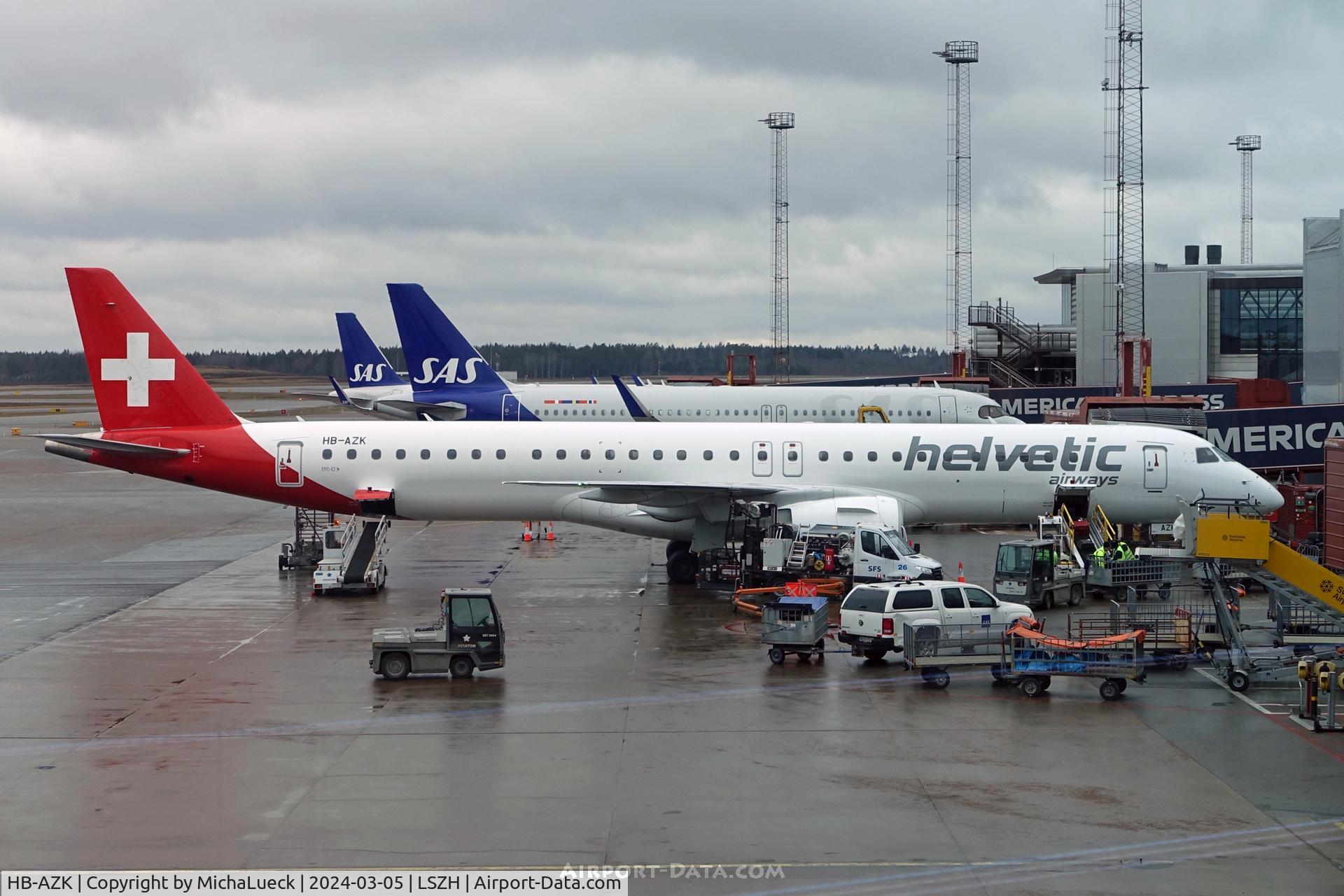 HB-AZK, 2021 Embraer E195-E2 (ERJ-190-400STD) C/N 19020058, At Züich