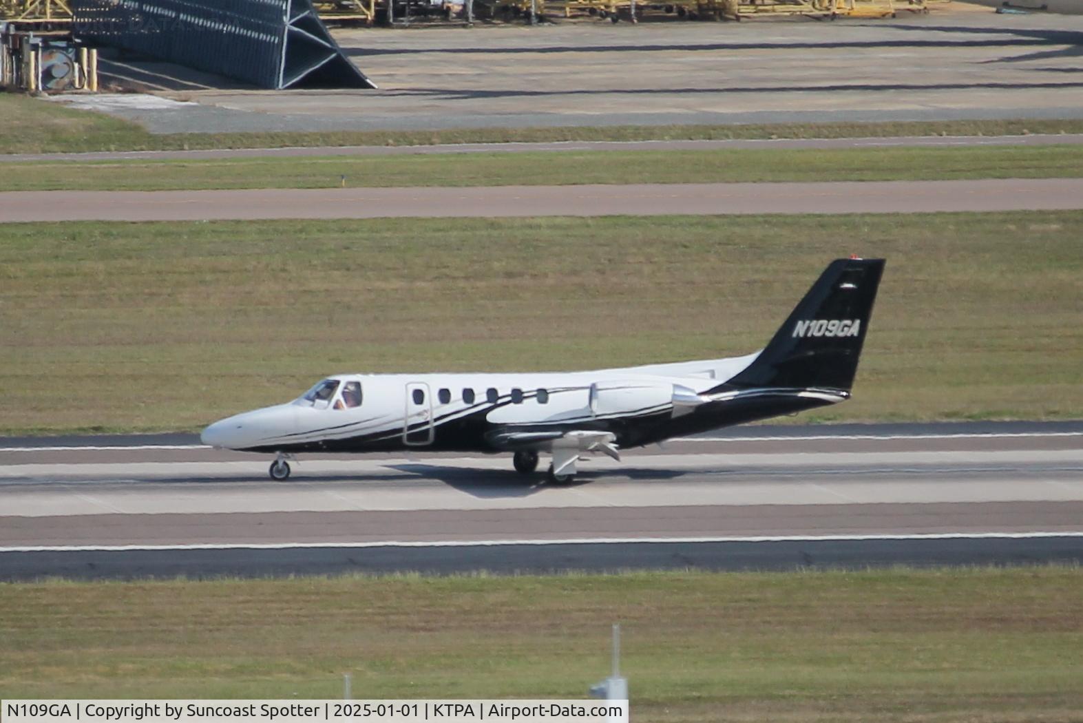 N109GA, 1980 Cessna 550 Citation II C/N 550-0124, Citation 109GA arrives on Runway 1R at Tampa International Airport following flight from Cancun International Airport