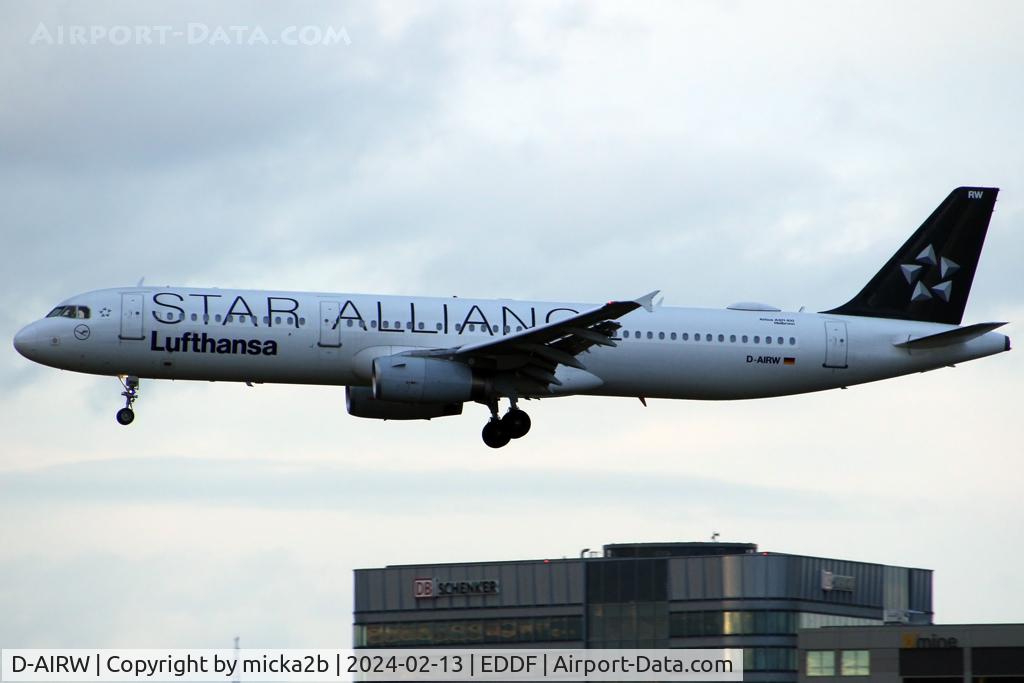 D-AIRW, 1997 Airbus A321-131 C/N 0699, Landing