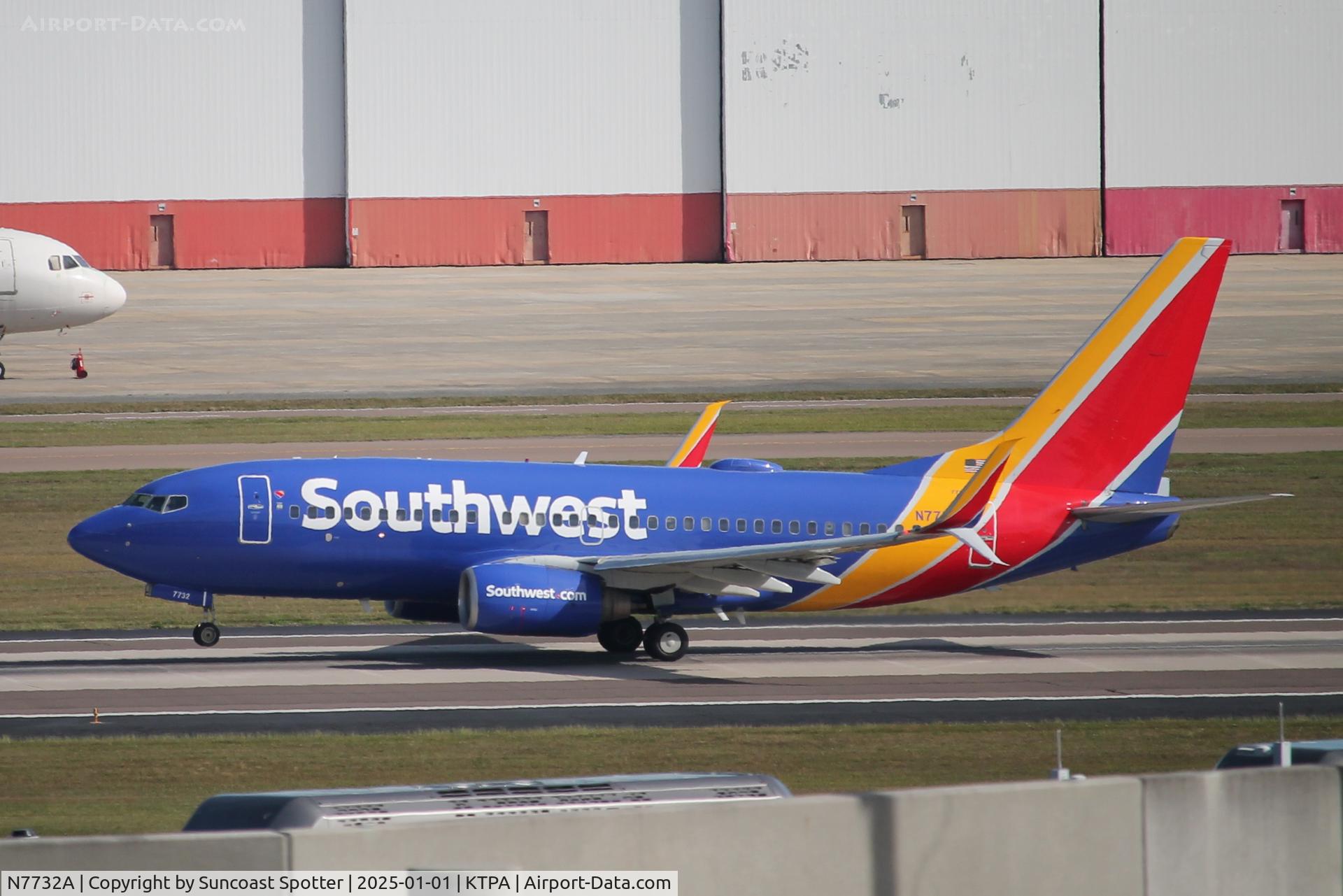 N7732A, 2006 Boeing 737-7BD C/N 34861, Southwest Flight 3603 departs Runway 1R at Tampa International airport enroute to St Louis-Lambert International Airport