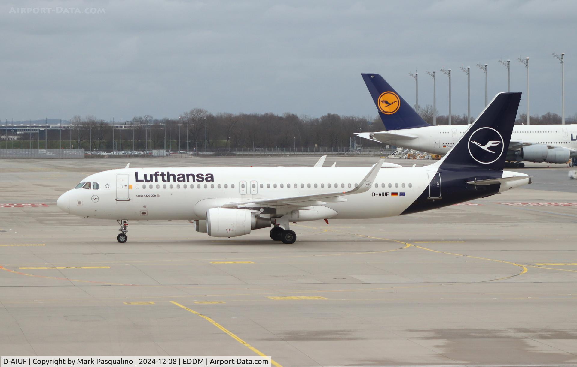 D-AIUF, 2014 Airbus A320-214 C/N 6141, Airbus A320-214