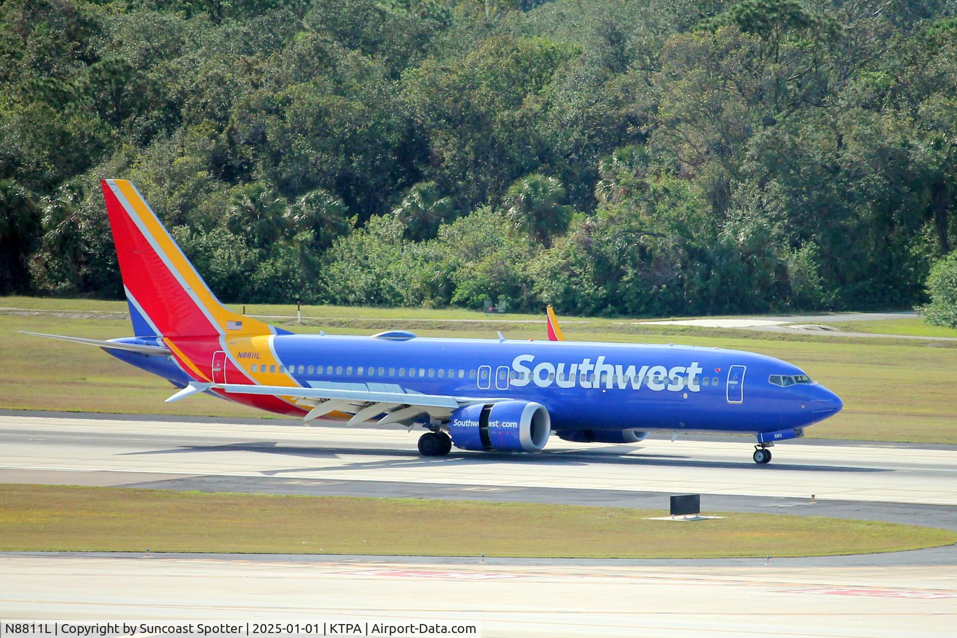 N8811L, 2019 Boeing 737 MAX 8 C/N 42661, Southwest Flight 1357 arrives on Runway 1L at Tampa International Airport following flight from Denver International Airport