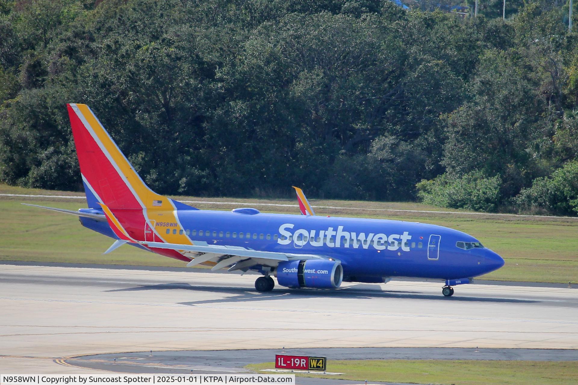 N958WN, 2011 Boeing 737-7H4 C/N 36673, Southwest Flight 2414 arrives on Runway 1L at Tampa International Airport following flight from Buffalo-Niagara International Airport