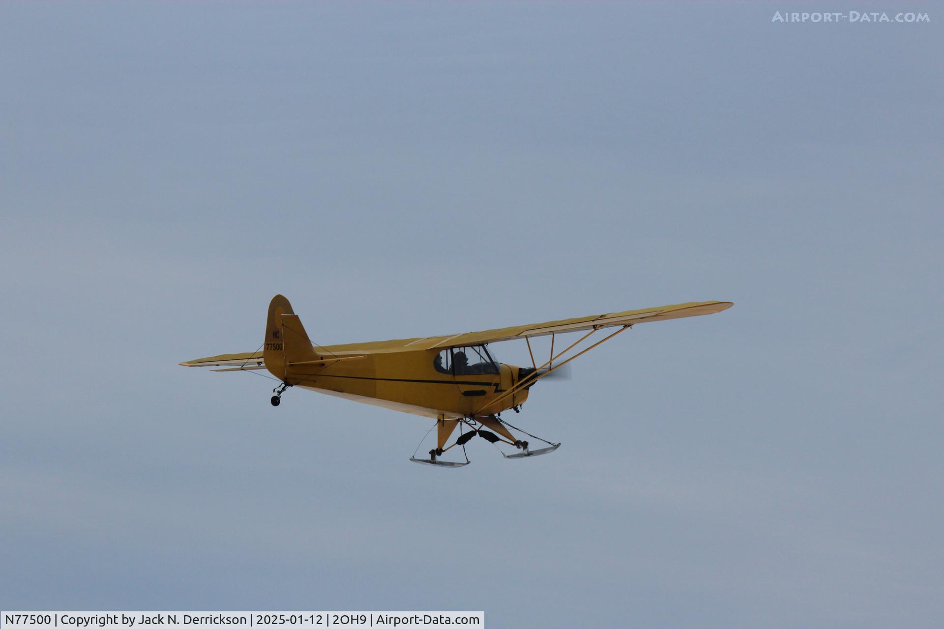 N77500, Piper J3C-65 Cub C/N 21991, Snowy Day