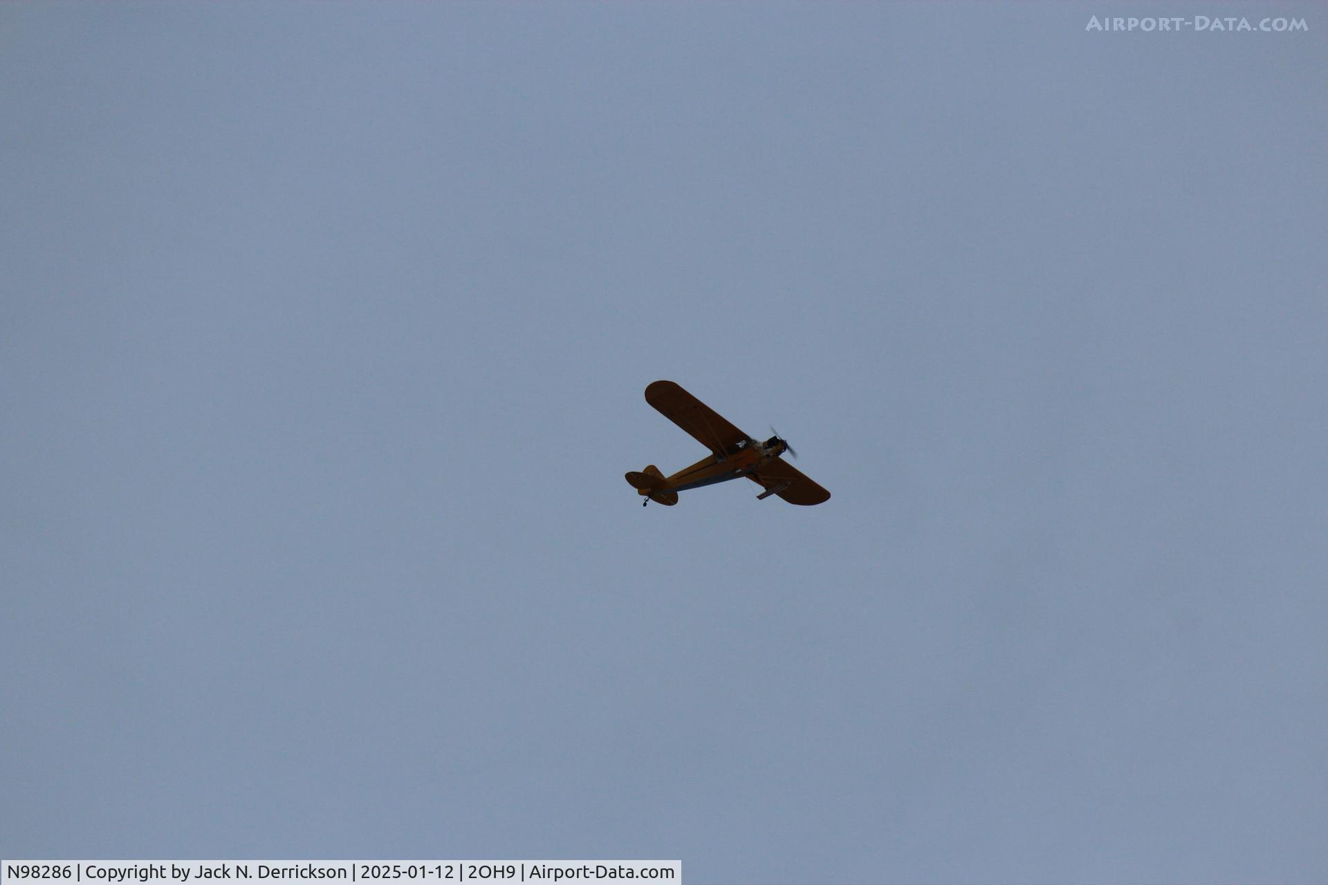 N98286, 1946 Piper J3C-65 Cub Cub C/N 18554, Snowy Day