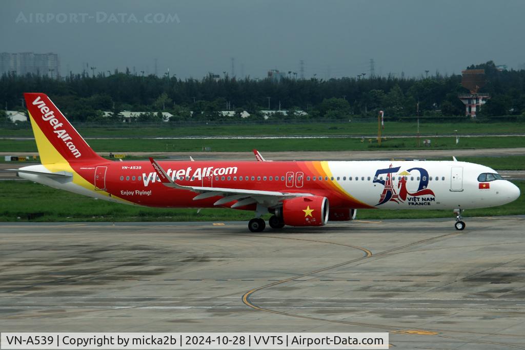 VN-A539, 2024 Airbus A321-271NX C/N 12188, Taxiing