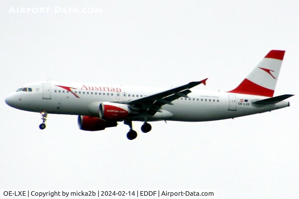 OE-LXE, 2008 Airbus A320-216 C/N 3532, Landing