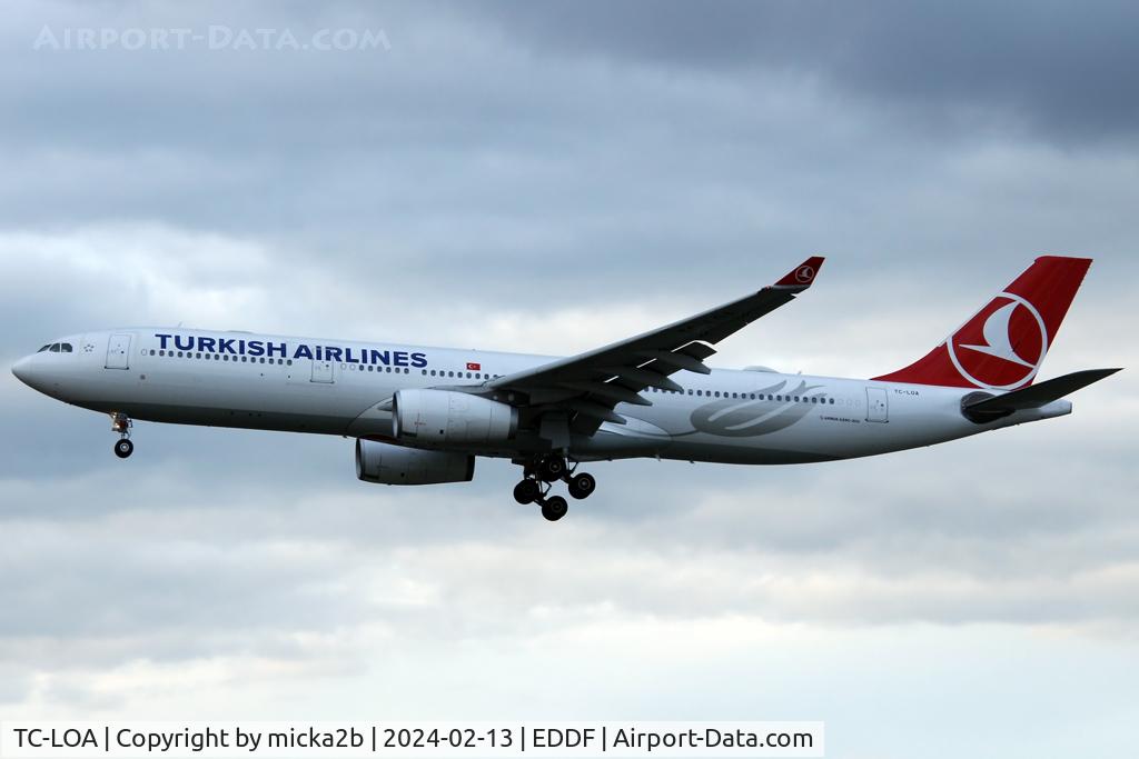 TC-LOA, 2013 Airbus A330-343E C/N 1483, Landing