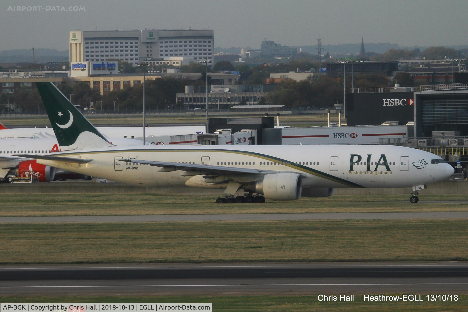 AP-BGK, 2004 Boeing 777-240/ER C/N 33776, Heathrow