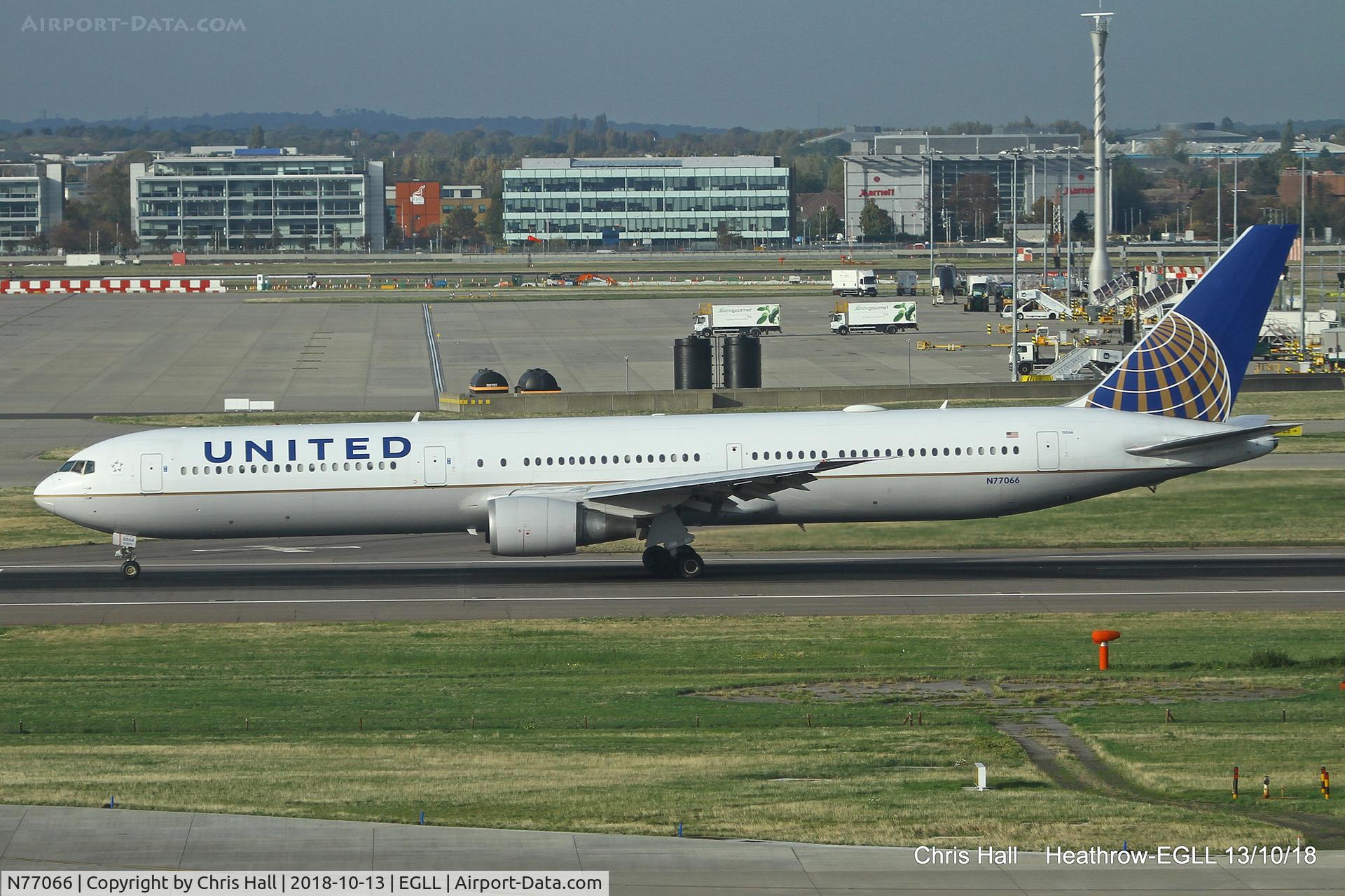 N77066, 2002 Boeing 767-424/ER C/N 29461, Heathrow