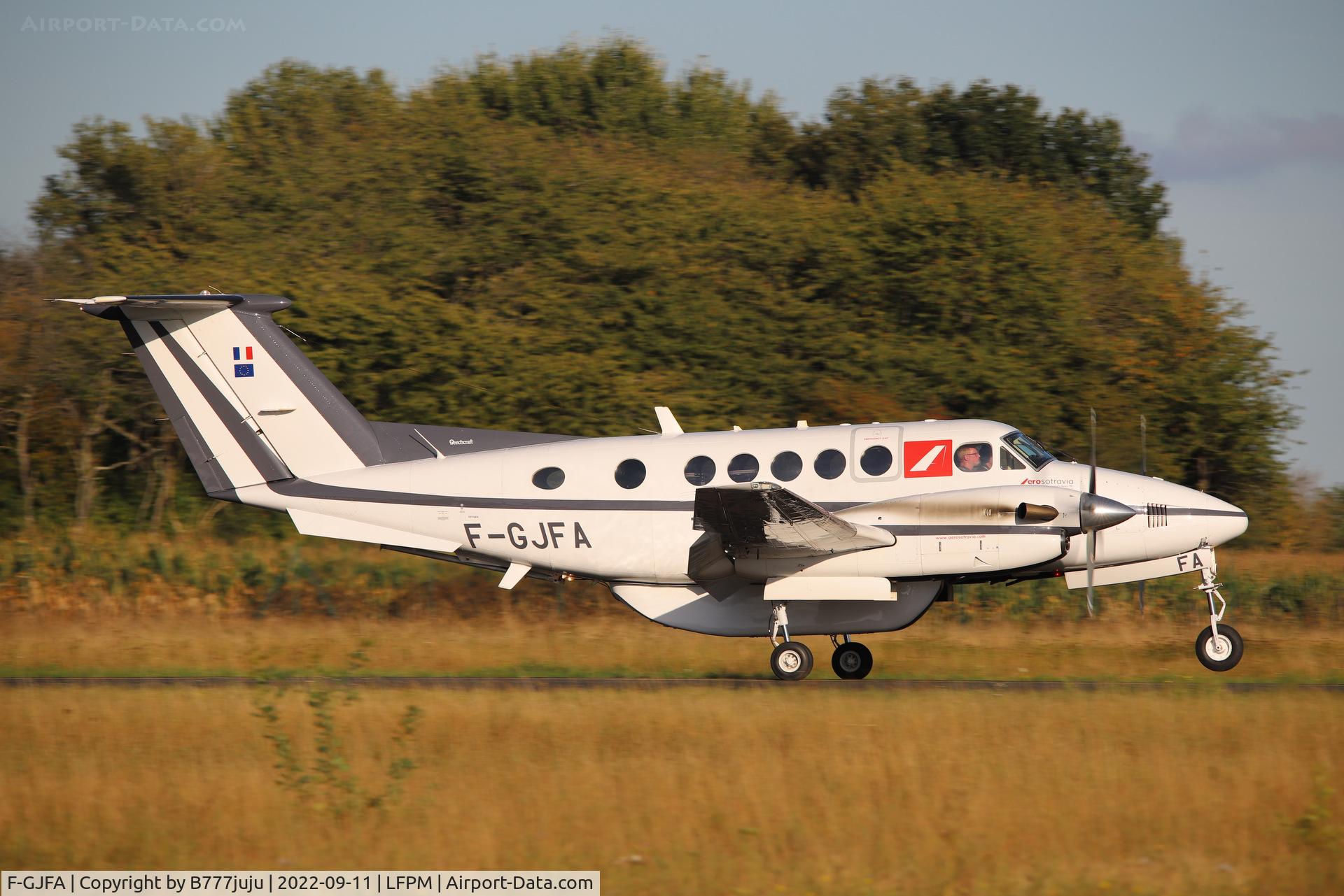F-GJFA, 1987 Beech B200 King Air C/N BB-1270, at Air Legend 2022