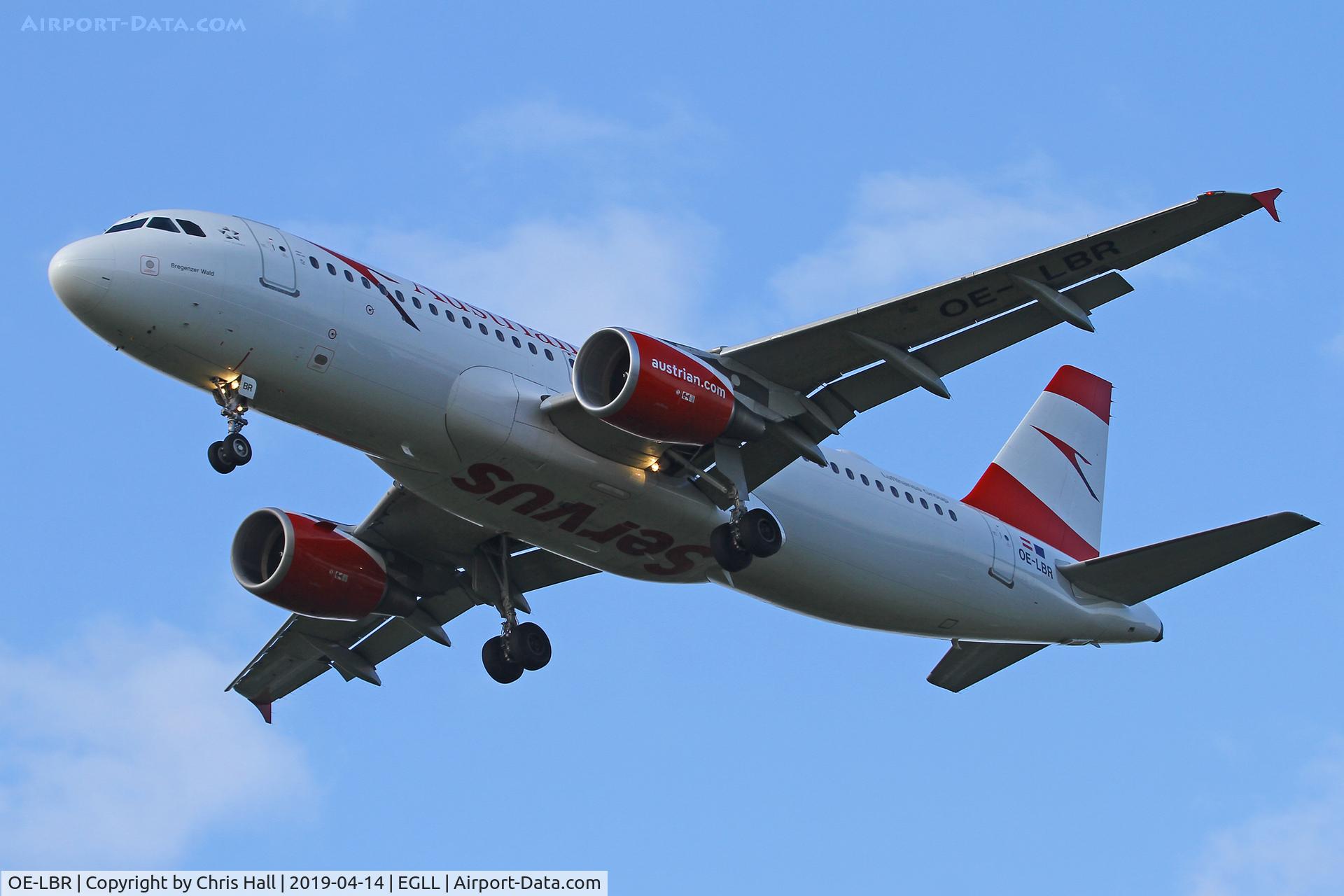 OE-LBR, 2000 Airbus A320-214 C/N 1150, Heathrow