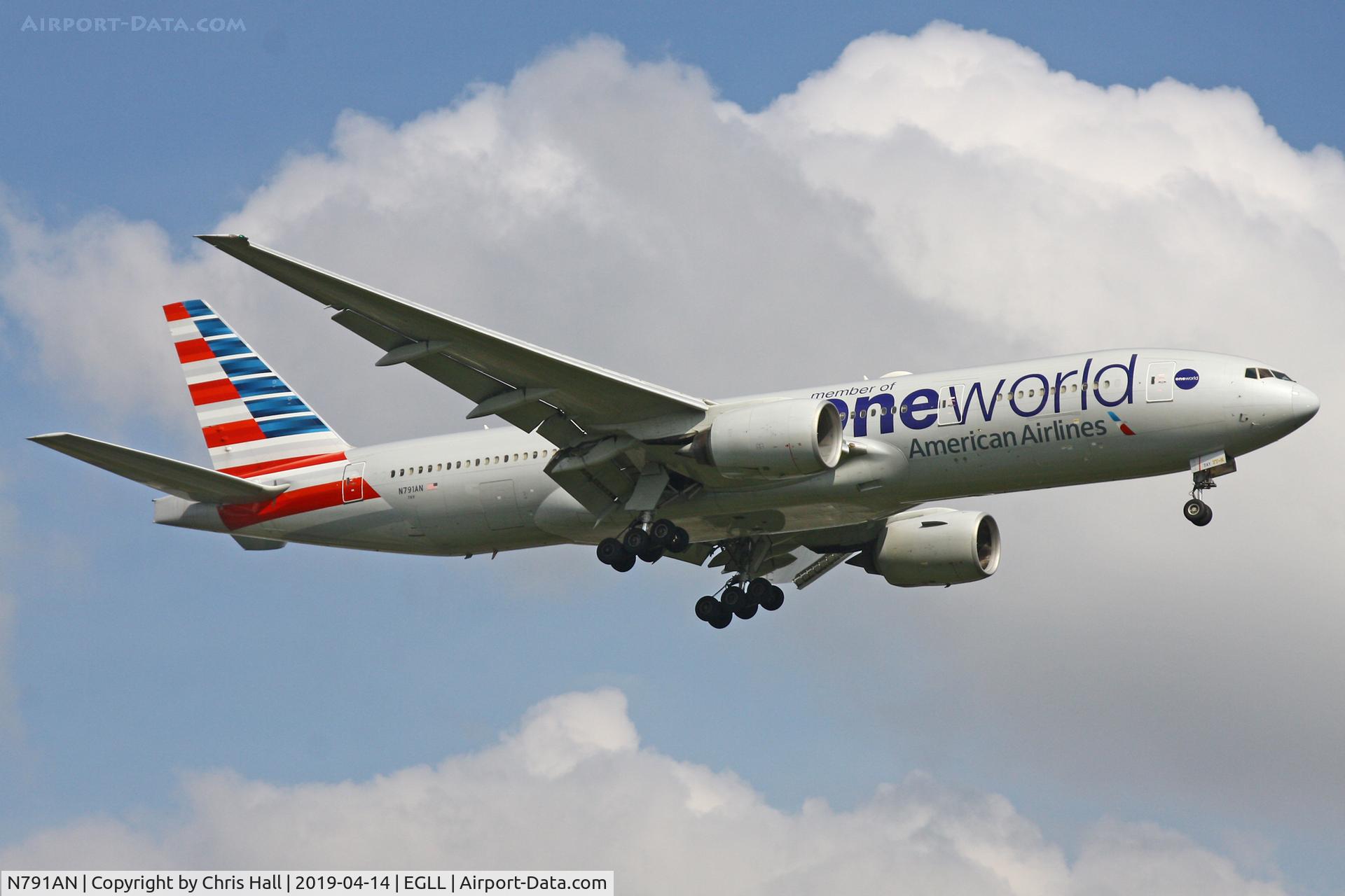N791AN, 2000 Boeing 777-223/ER C/N 30254, Heathrow